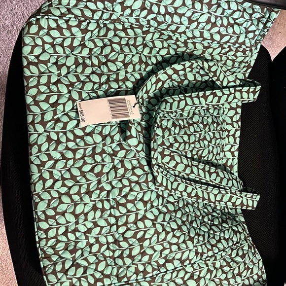 Vera Bradley Handbags - Vera Bradley 2.0 tote